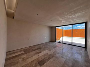 Casa EN VENTA de 4 recámaras en Soluna Temozón