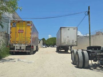 Venta terreno para Industria o residencial en Playa del Carmen, Quintana Roo