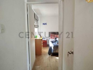 SE VENDE DEPARTAMENTO EN TERCER PISO MAS AIRES EN SAN MIGUEL!!
