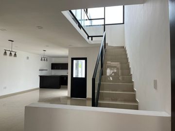 VENTA DE CASA EN FRACC. TAMPIQUERA-BOCA DEL RIO POR $2,800,000.00
