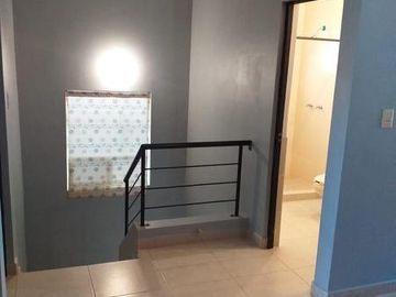 Vendo Casa en Frac Portal de las Lomas al Sur de Saltillo