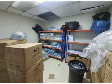 VIA ESPAÑA / PLAZA LAS PIRAMIDES / 131.68M / LOCAL COMERCIAL JC