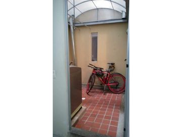 SE VENDE APARTAMENTO EN GRAN GRANADA CON PATIO, ENGATIVA, BOGOTA