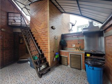Apartamento en venta, en laureles