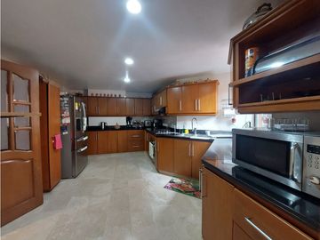 Apartamento en venta, en laureles