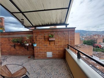 Apartamento en venta, en laureles