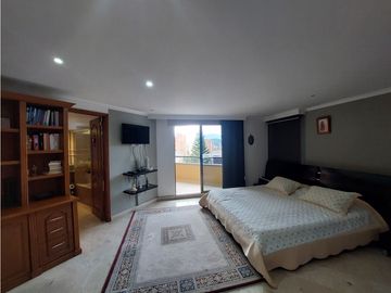 Apartamento en venta, en laureles