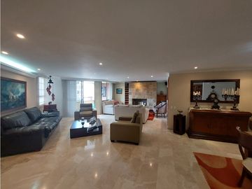 Apartamento en venta, en laureles