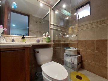 Apartamento en venta, en laureles