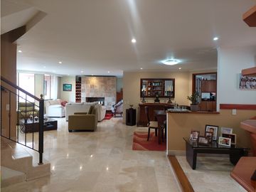 Apartamento en venta, en laureles