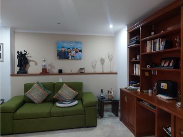 Apartamento en venta, en laureles