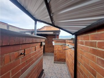 Apartamento en venta, en laureles