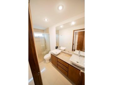 HERMOSA CASA A LA VENTA EN EL RETIRO SECTOR LA MARIA UNIDAD CERRADA