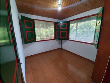Casa campestre en parcelación venta o arriendo sector Pueblo Tapao