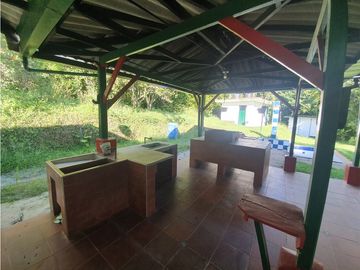 Casa campestre en parcelación venta o arriendo sector Pueblo Tapao