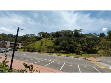APARTAMENTO EN VENTA LAURELES CAMPESTRE URBANIZACION  COMPLETA