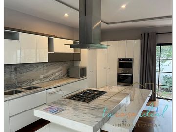 Casa En Venta En Parque Coahuila Lomas De Angelópolis