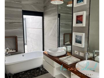 Casa En Venta En Parque Coahuila Lomas De Angelópolis