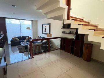 Casa en venta en Bosques de Zavaleta, con vestidor de ensueño