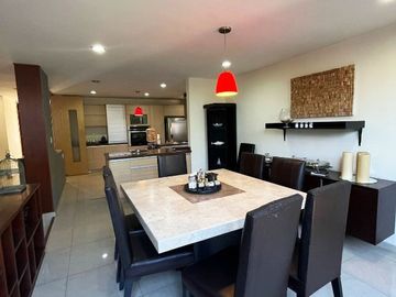 Casa en venta en Bosques de Zavaleta, con vestidor de ensueño