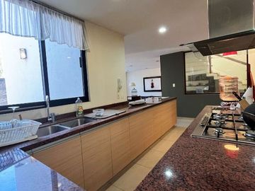 Casa en venta en Bosques de Zavaleta, con vestidor de ensueño