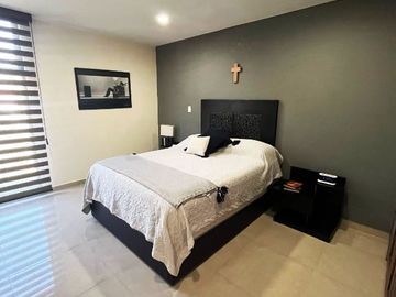 Casa en venta en Bosques de Zavaleta, con vestidor de ensueño