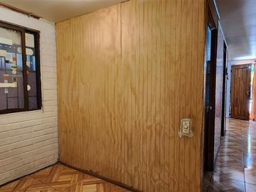 Casa en Venta en Portales/ Las Naciones