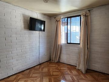 Casa en Venta en Portales/ Las Naciones