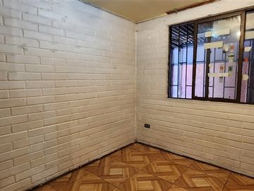 Casa en Venta en Portales/ Las Naciones