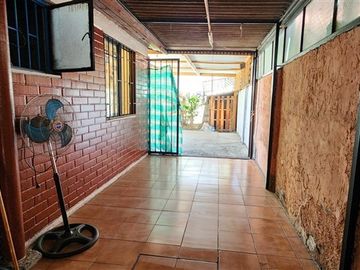 Casa en Venta en Portales/ Las Naciones