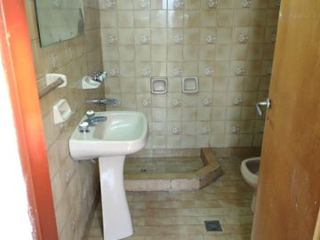 Casa PH en venta en Wilde