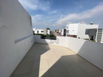 Casa sola en venta en Trento, Irapuato, Guanajuato