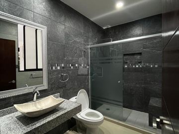 Casa sola en venta en Trento, Irapuato, Guanajuato
