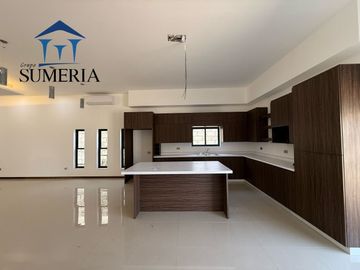 Casa en VENTA en Residencial Los Leones de un Piso