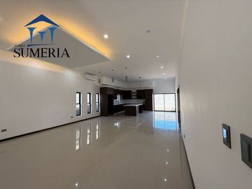 Casa en VENTA en Residencial Los Leones de un Piso
