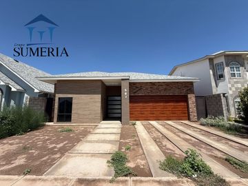 Casa en VENTA en Residencial Los Leones de un Piso