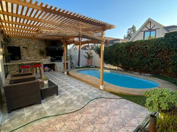 SE VENDE BELLA CASA EN QUILPUE, BOSQUES DE MARGA MARGA