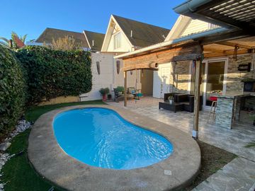 SE VENDE BELLA CASA EN QUILPUE, BOSQUES DE MARGA MARGA