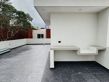 Casa en venta en Fracc. Privado al sur de la ciudad- Excelentes acabados