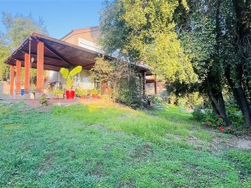 Casa en Venta en VALENZUELA PUELMA, LA REINA