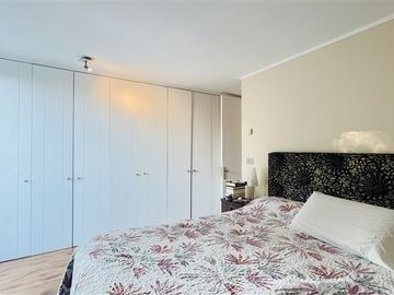 Casa en Venta en VALENZUELA PUELMA, LA REINA