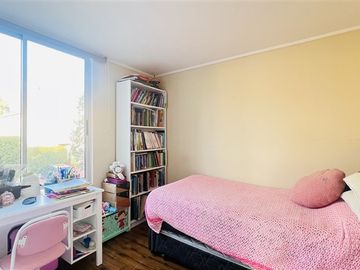 Casa en Venta en VALENZUELA PUELMA, LA REINA