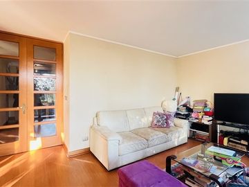 Casa en Venta en VALENZUELA PUELMA, LA REINA