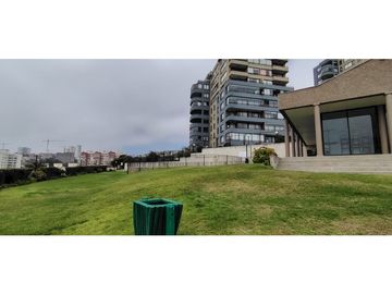 Departamento, Amplio, Vista Al Mar, Abundante Sol.