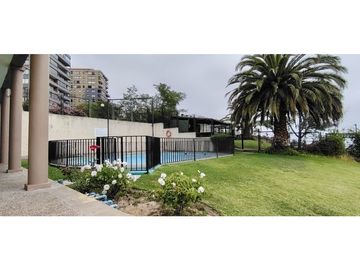 Departamento, Amplio, Vista Al Mar, Abundante Sol.