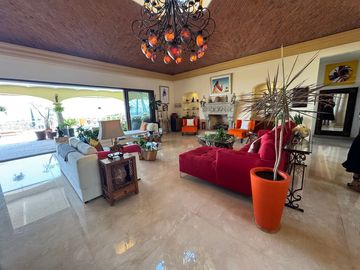 Casa en venta en Chapala en Club de Golf