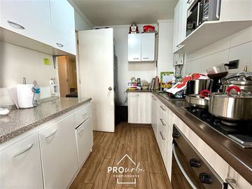 Casa en Venta en Casa con Excelente Distribución, 3D 2B de 2 Pisos, Baquedano, SanBernardo