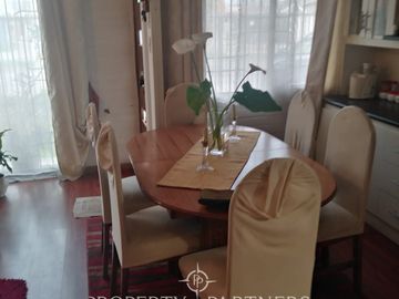 Se vende linda y bien ubicada casa en la comuna de Maipu.