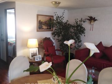Se vende linda y bien ubicada casa en la comuna de Maipu.