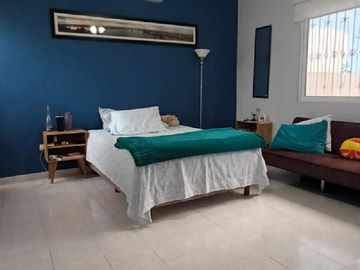Casa en Venta Villas del Sol,a Media cuadra de la Av. 60 Merida, Yucatan
